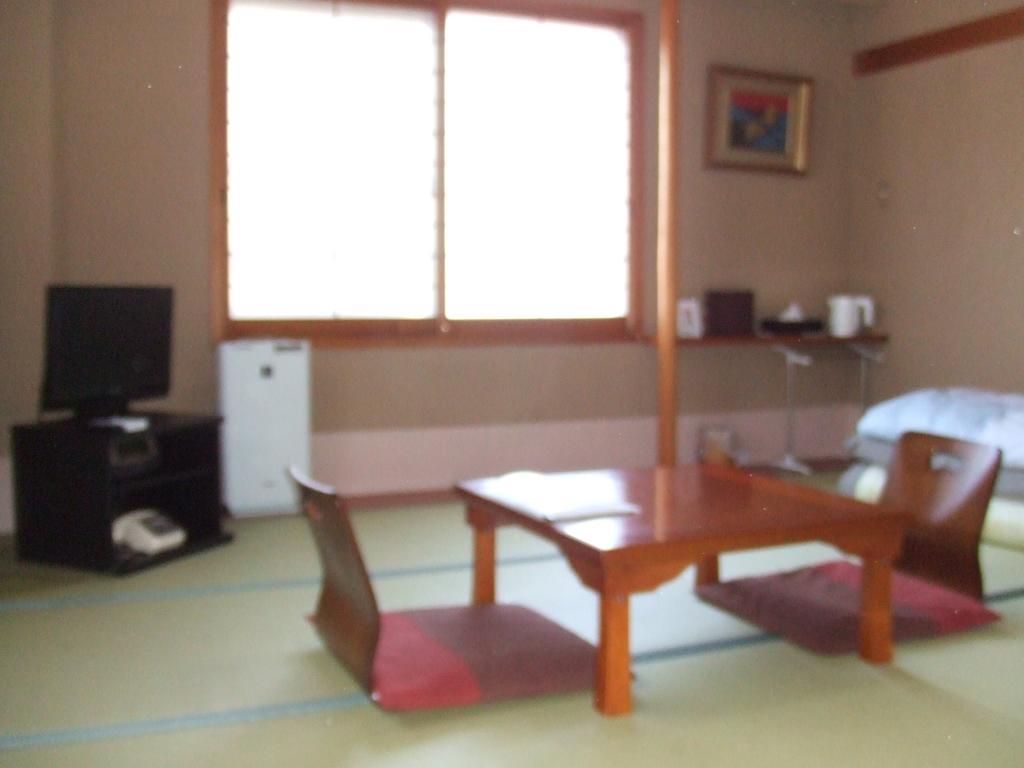 Ryokan Ginsuikaku Майдзуру Екстериор снимка